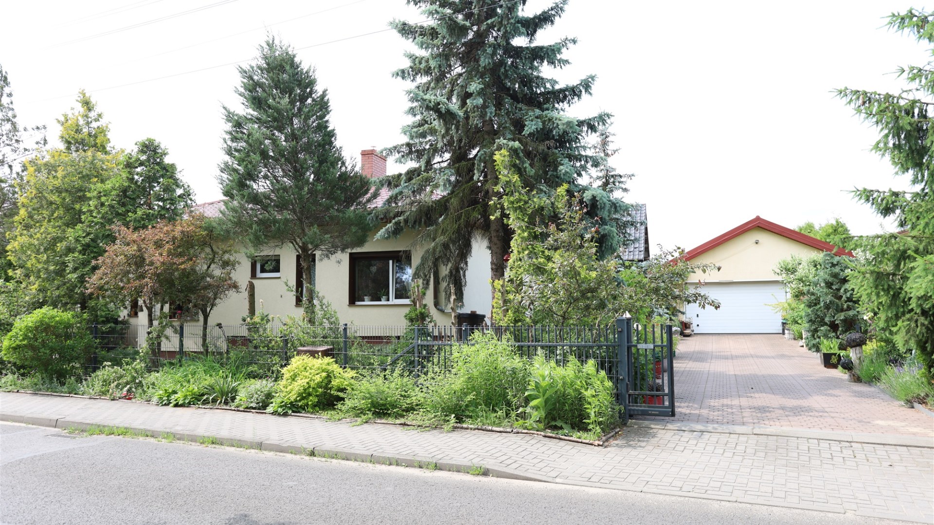 Dom na sprzedaż