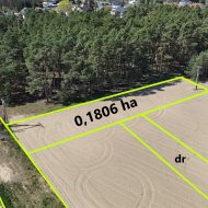 Działka na sprzedaż