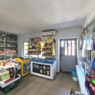 Lokal na sprzedaż
