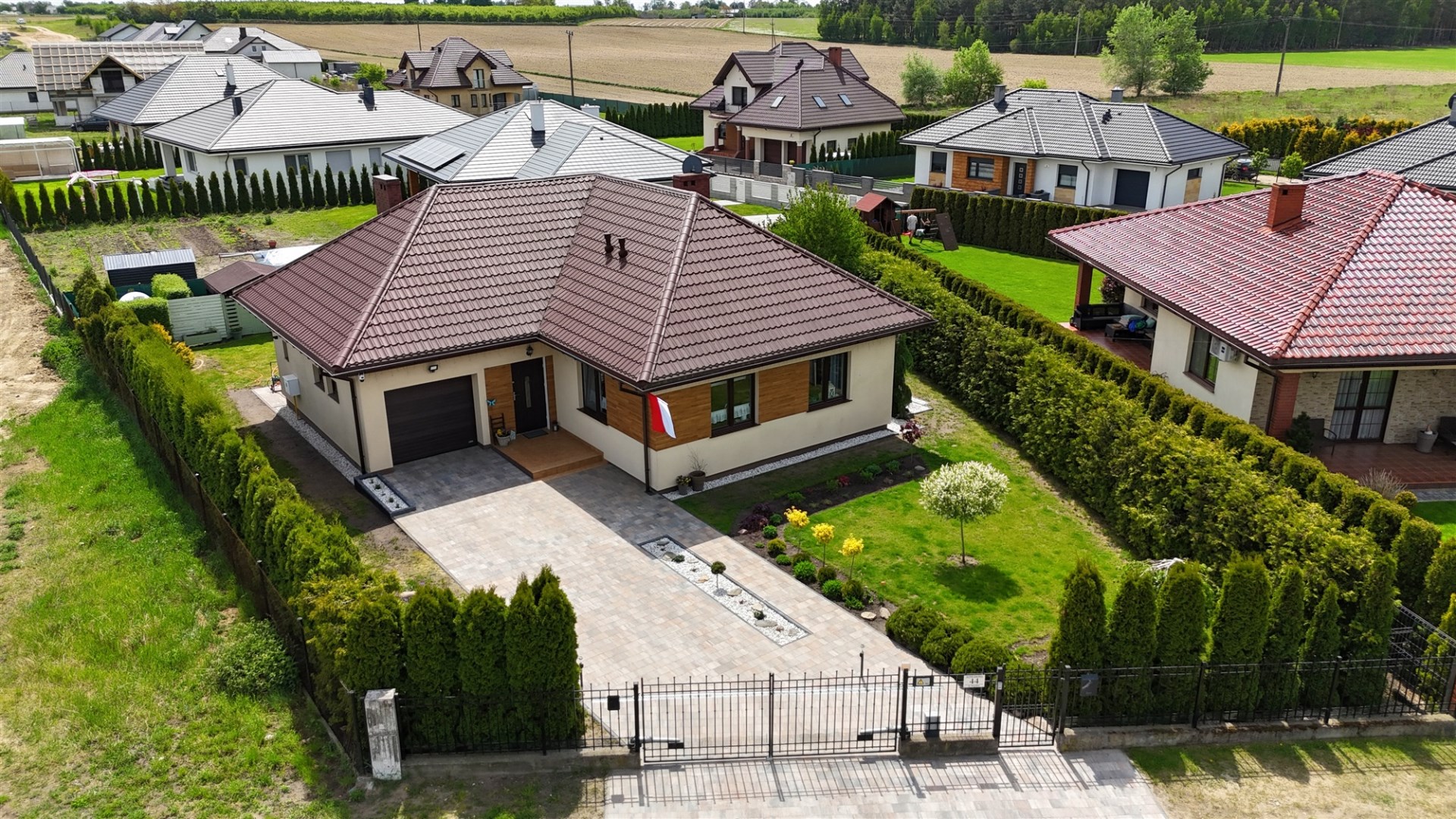 Dom na sprzedaż