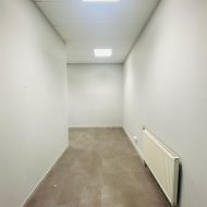 Lokal na sprzedaż